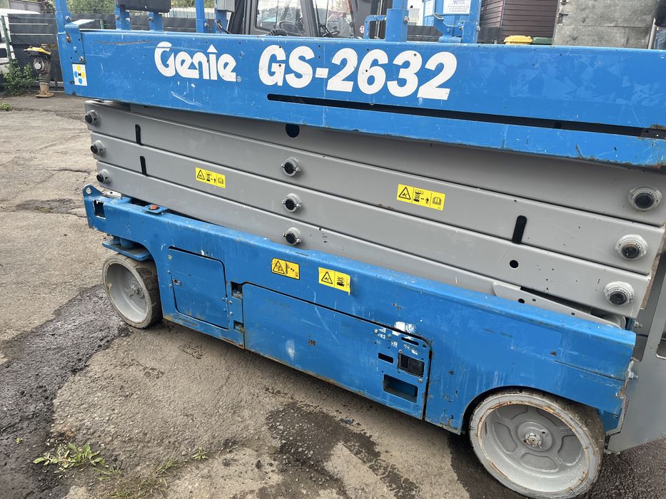 Podnośnik nożycowy  Genie 2632 jlg