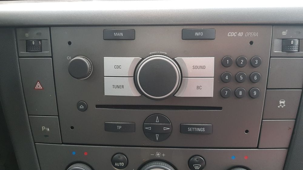 Radio cdc40 opera opel vectra c signum komplet mp3