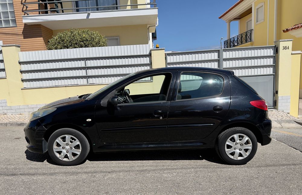 Peugeot 206+ Gasolina — photo 5