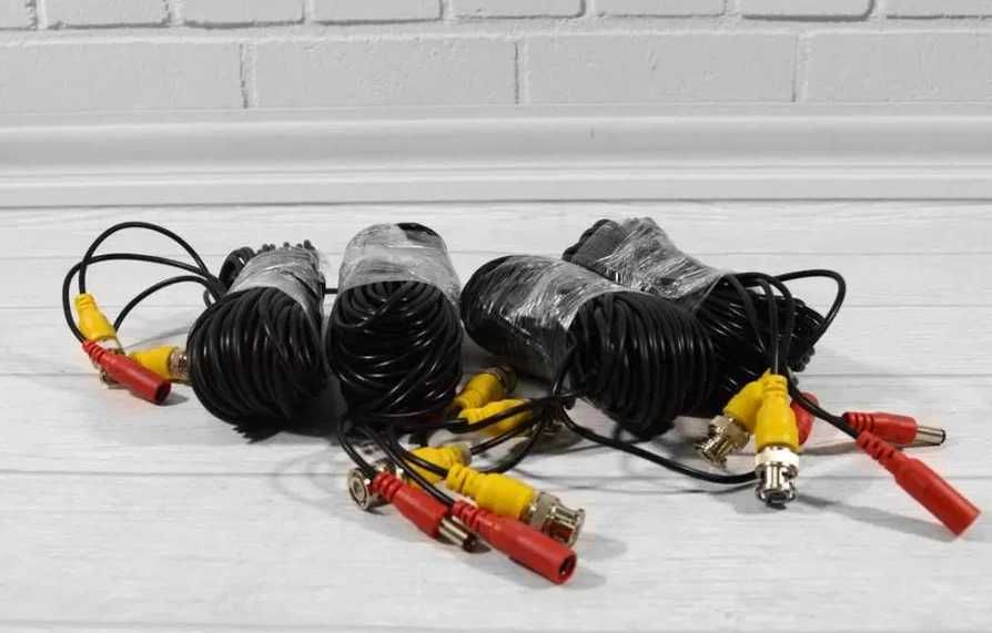 Комплект видеонаблюдения на 4 камеры уличный проводной на 3 mp