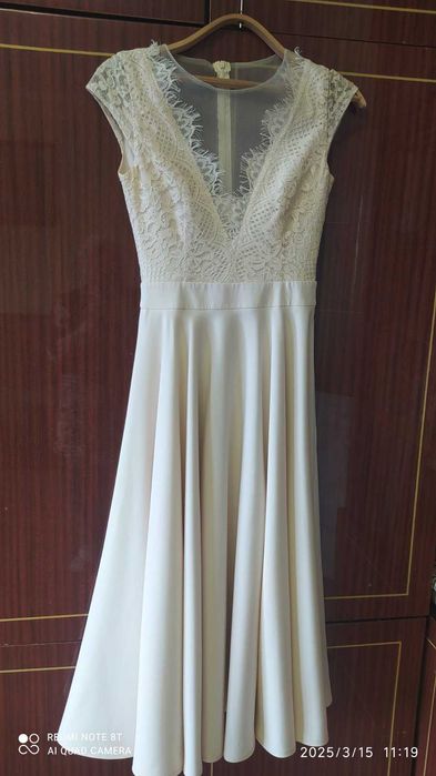 Платье женское выпускное или вечернее. Размер 36.