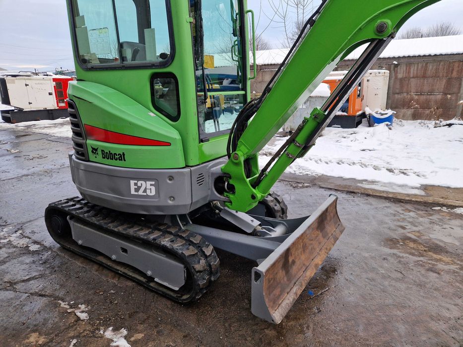 Міні екскаватор, мінік гусенечний Bobcat E25, 2013р.в., 2500кг