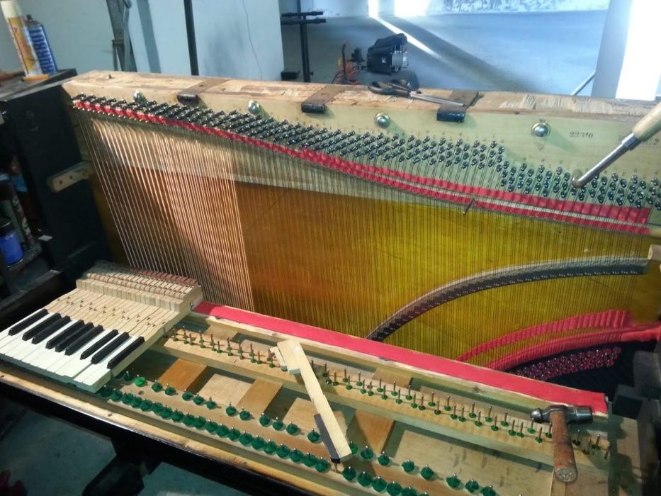 Pianos afinador reparador algarve alentejo atelier