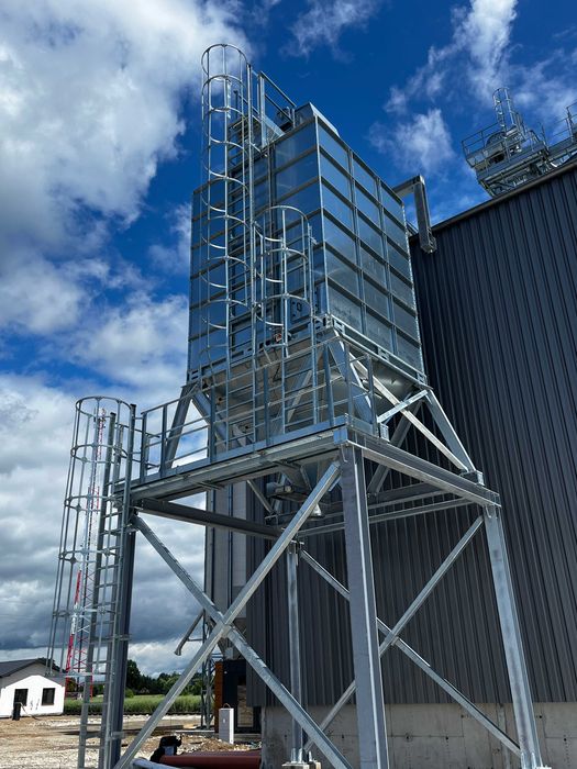 Silos spedycyjny 3,0 × 3,0 m