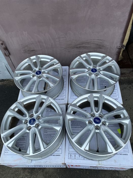 R18 5*108  Ford kuga titanium, escape , edge, mondeo