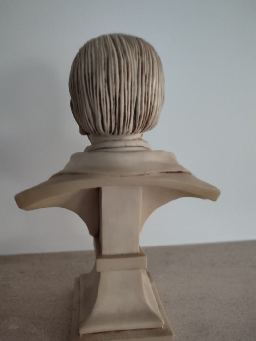 Busto de Robert Wagner