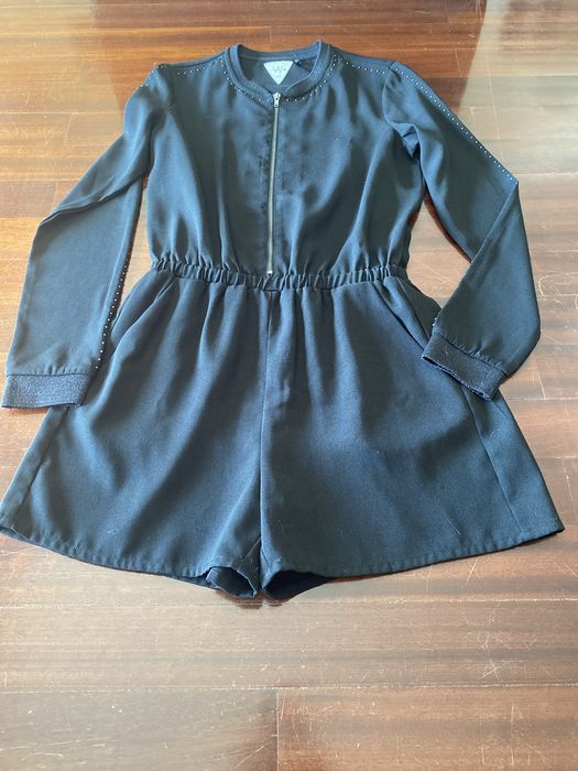 Macacão preto de manga comprida