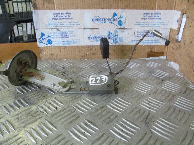 Boia combustível ROVER 600 (RH)