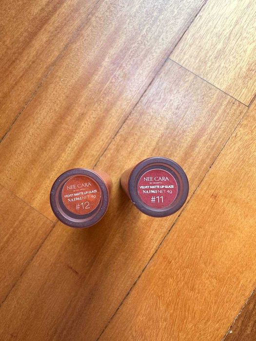 Lipsticks (#11 and #12) | €3 each, all for €564398360136067121