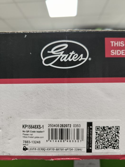 Ремкомплект ГРМ GATES KP15648XS-1 з помпою, група VAG