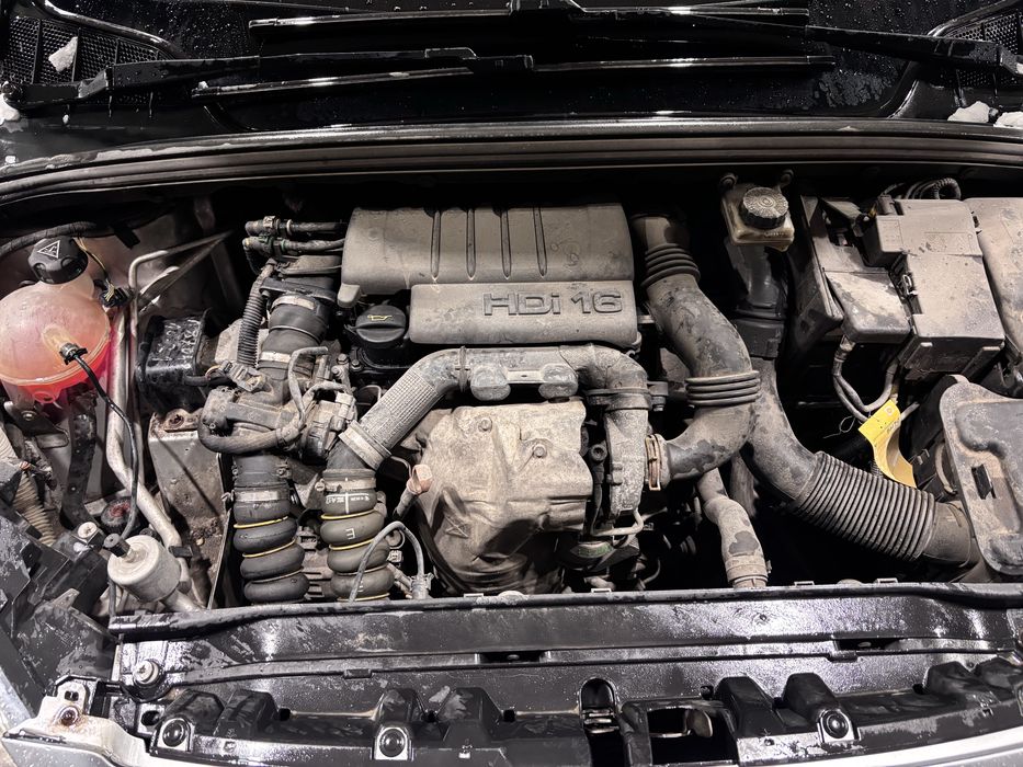 Peugeot 308 5d 1.6 hdi 109km 2010r panorama klima alu