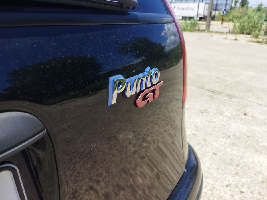 Fiat Punto GT Turbo, 1.4 Turbo IE, de garagem em muito bom estado