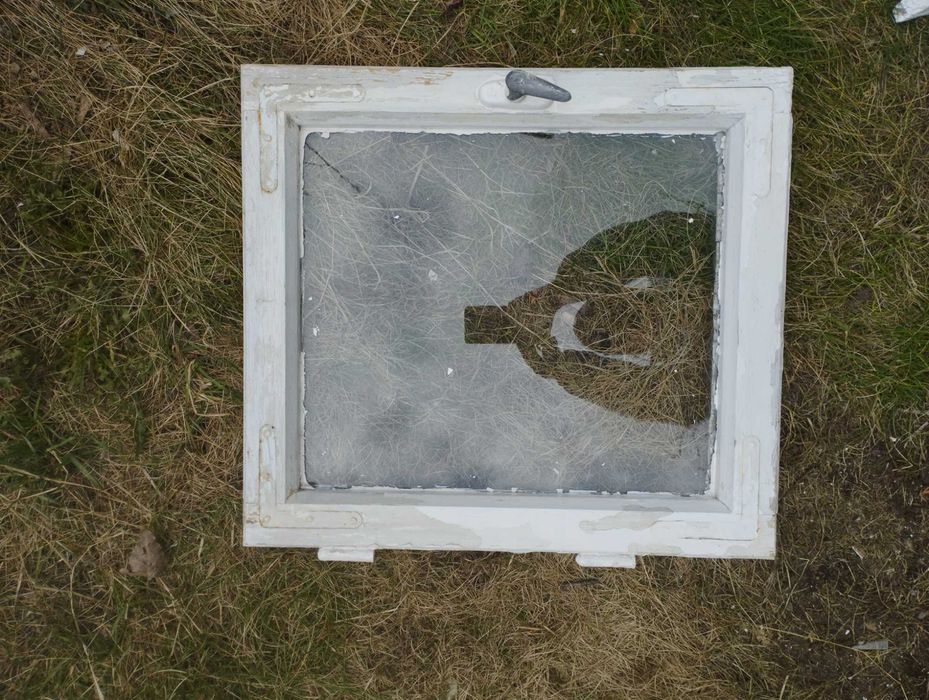 Stare drewniane skrzydła okienne