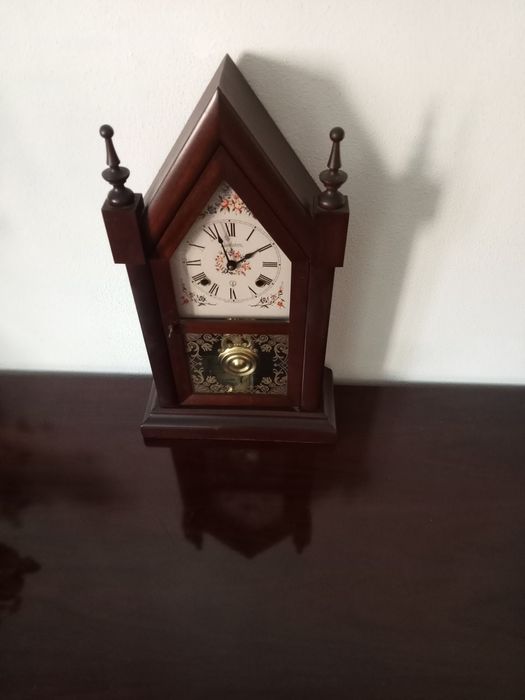 Relógio de sala antigo