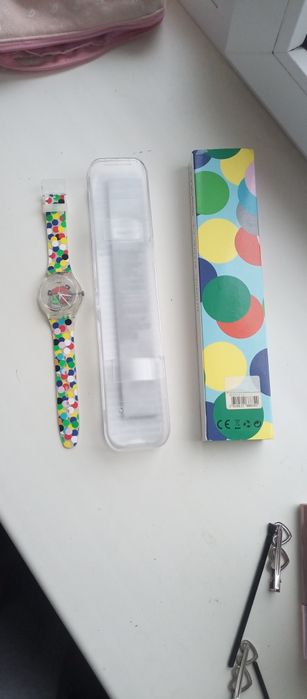 Годинник  Swatch  новий !