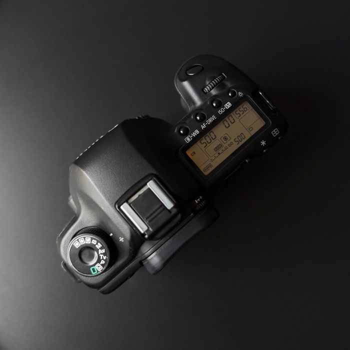 Canon 5D Mark II + Sigma 50mm f/1.4 + Canon EF 24mm f/2.8