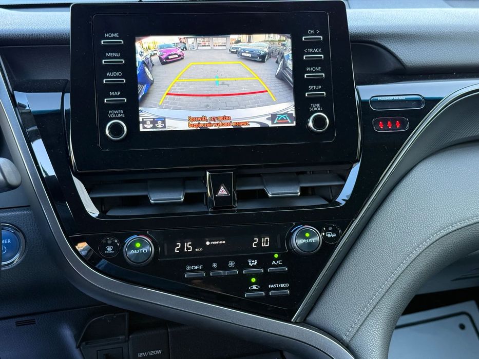 Toyota Camry salon Polska, FV-VAT 23%, serwis ASO, Gwarancja