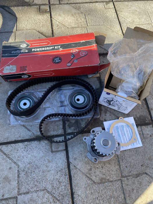 Ремень ГРМ 2ролика+помп+ш. коленвала на124 мотВАЗ2110-11-12,16кл GATES