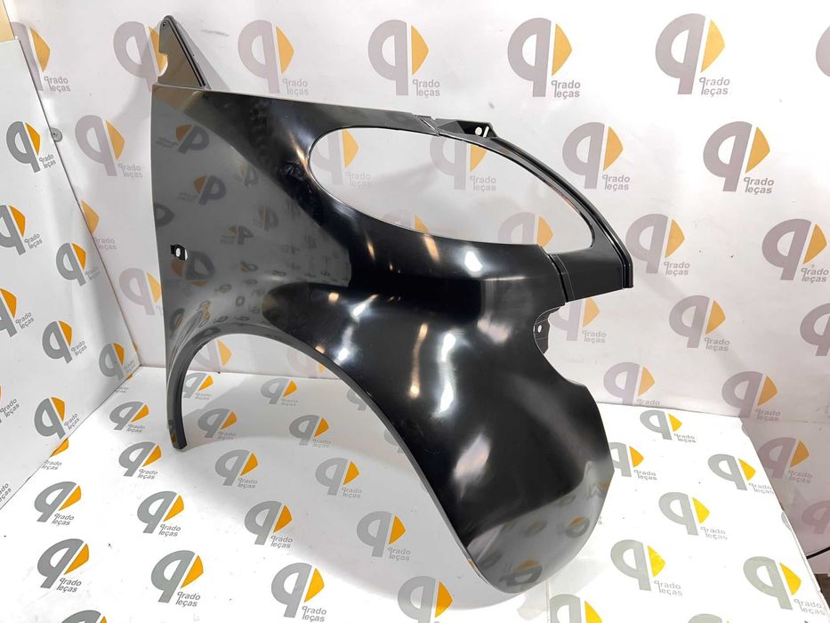 NOVO Guarda lamas Frente direito smart fortwo 450 1G