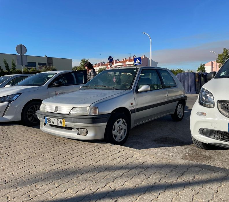 2 peugeot 106 um 1.4 XS de 94 e um 1.0 XN de 92