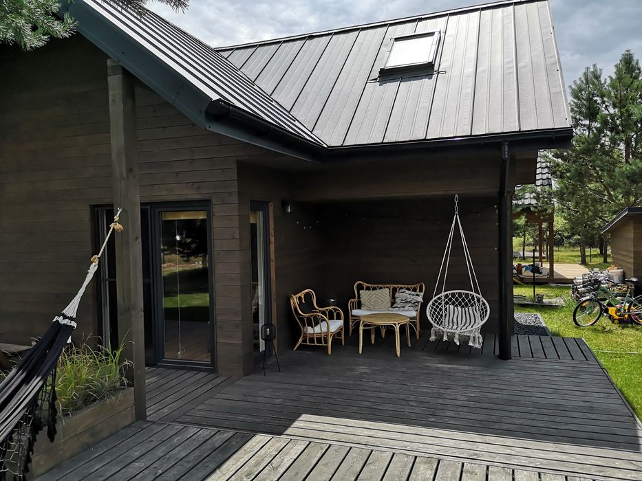 Działka z domkiem letniskowym sauną i basenem