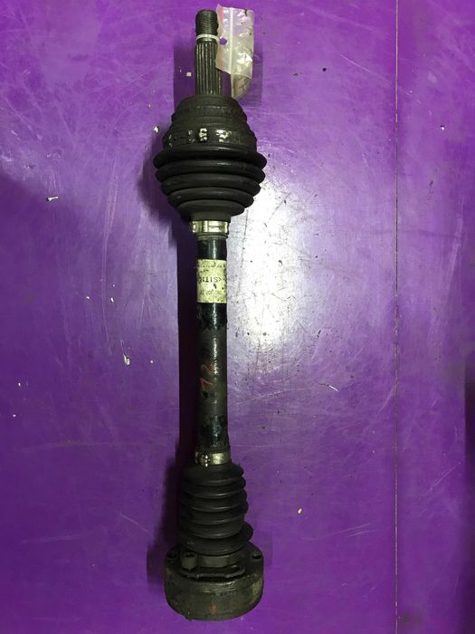 Полуось привід шрус піввісь Seat Arosa \ Volkswagen Polo 1.0 1.4 ЛІВА.