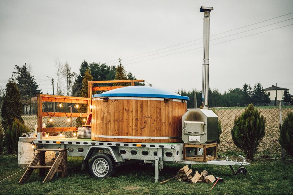 Mobilne jacuzzi na wynajem balia na cieplą wodę