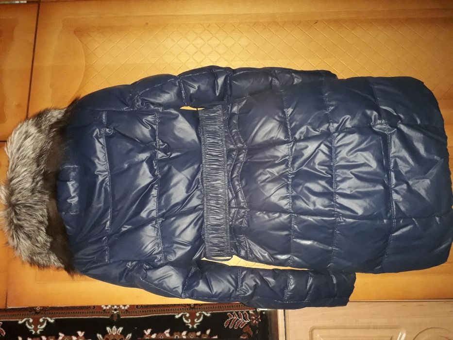 Пуховик з натуральним хутром