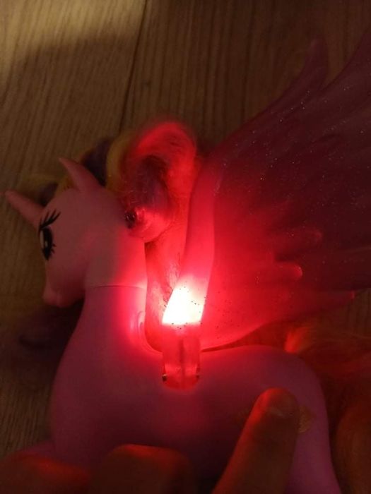 Hasbro My Little Pony  Cadens