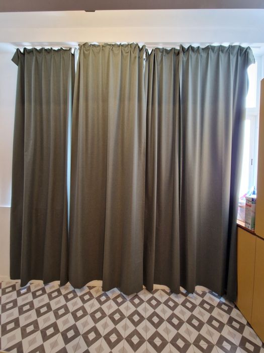 2x Green Sunblocking Curtains | 145cm x 300cm | As New