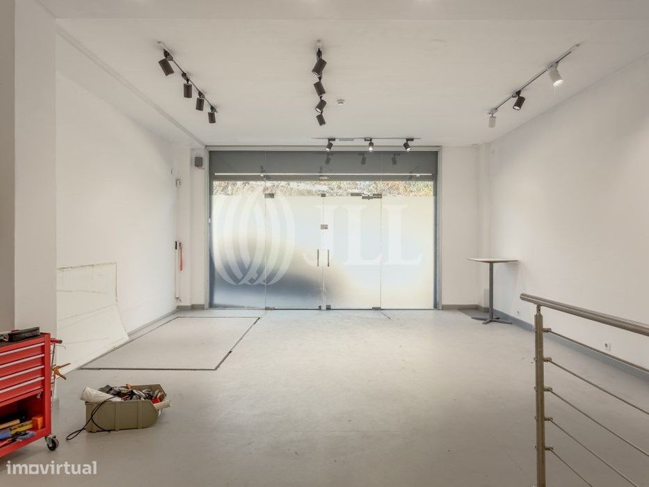 Espaço para dois apartamentos T2 em Alcântara, Lisboa