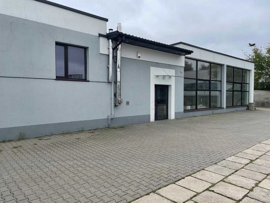 Lokal w centrum Łomianek