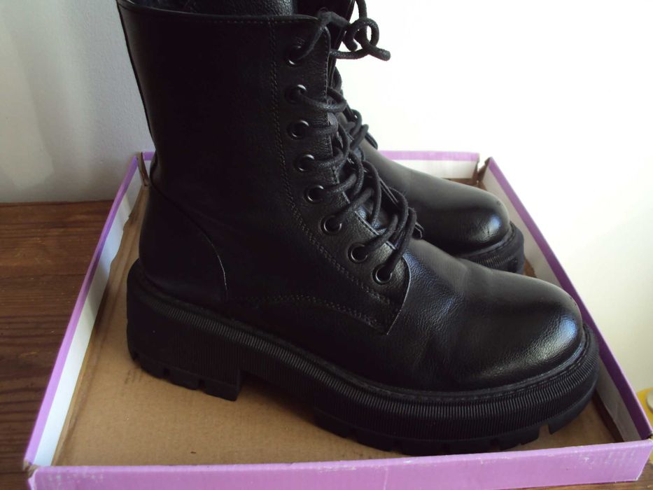 Trapery damskie -"glany".