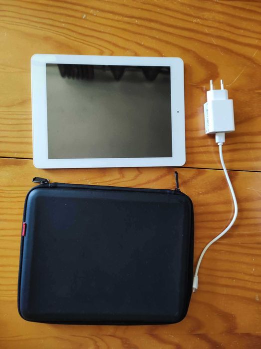 Tablet with Portable Keyboard64740735926017123