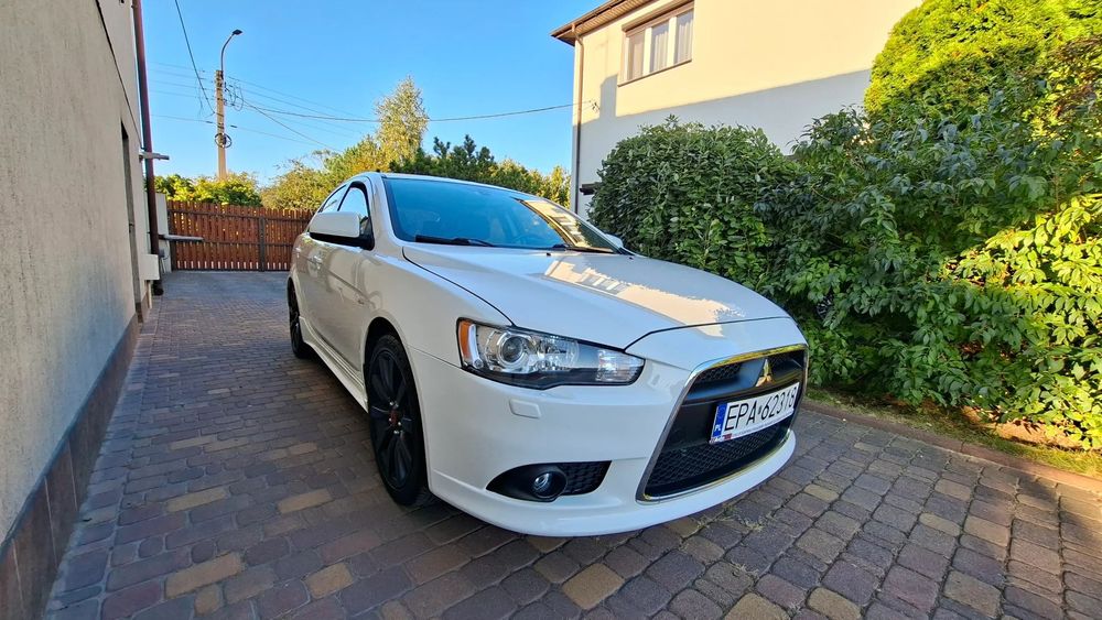 Mitsubishi Lancer