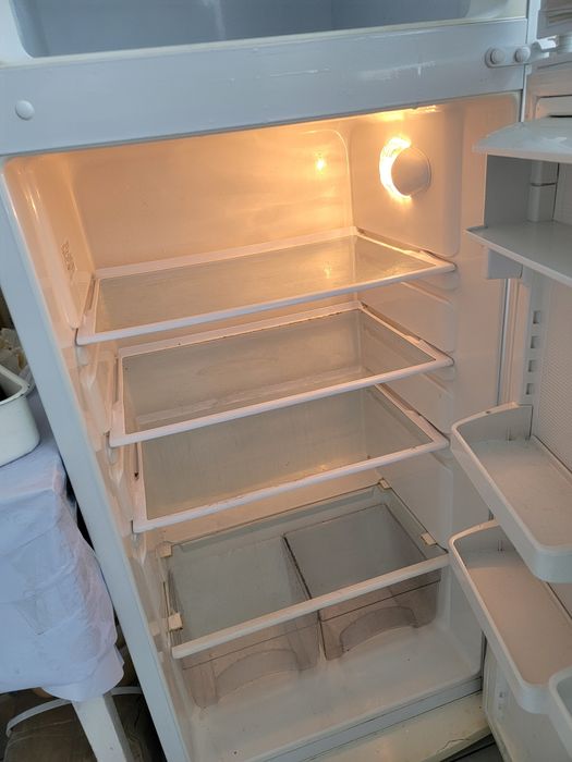 холодильник с морозилкой атлант мхм 2835-90 перестал холодить