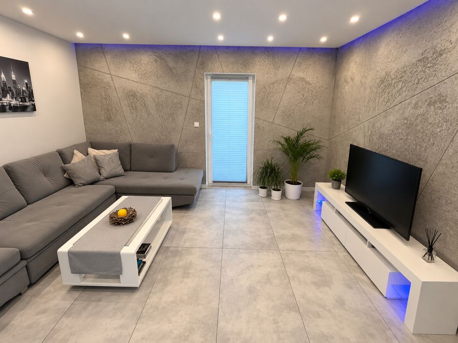 Nowe, umeblowane mieszkanie 48 m² z prywatnym ogródkiem | Tarnowskie Góry Śródmieście | wysoki standard | bez prowizji
