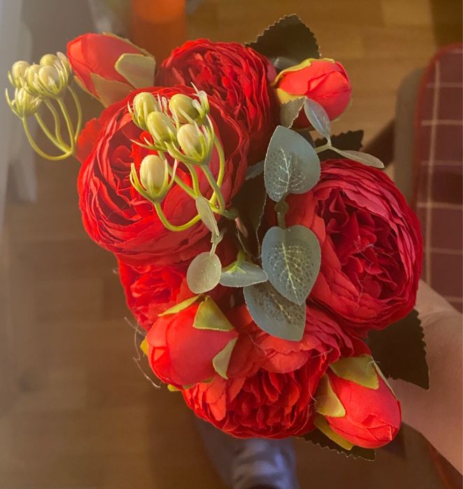 Искусственные цветы ( лот из 3-х букетиков