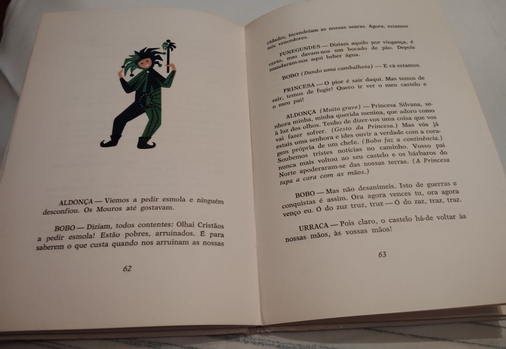 Livro Infantil A Lenda das Amendoeiras e... Vintage