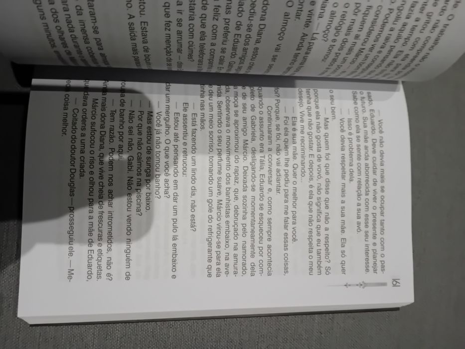 A Atriz • Mónica de Castro (Romance Espírita)