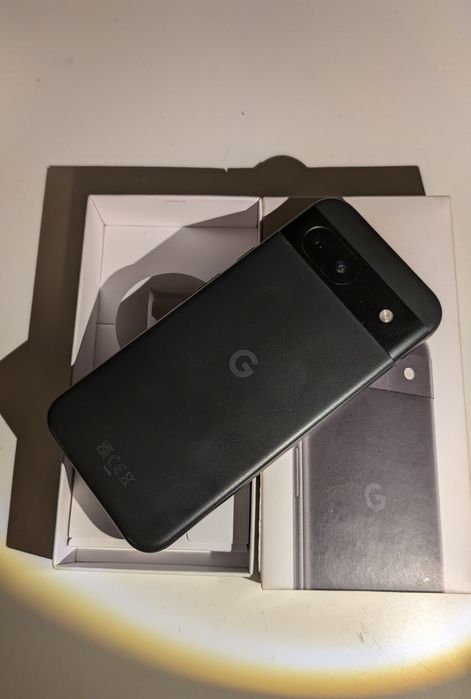 Google Pixel 8a uszkodzony