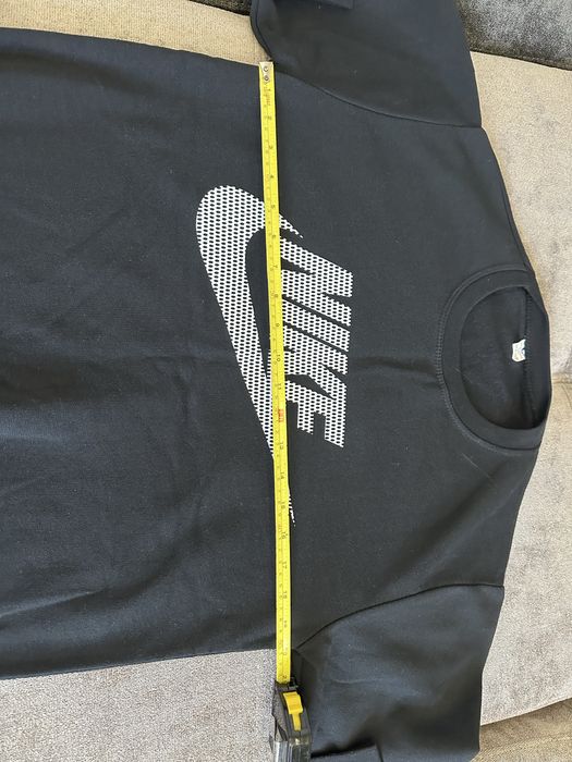 продам свитшот NIKE
