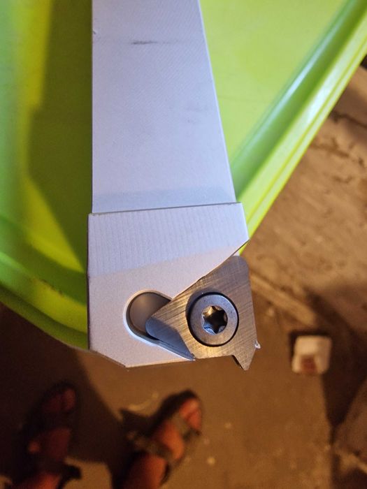 glowica D63  oraz noze do gwintowania