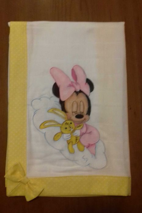 Fraldas pintadas à mão