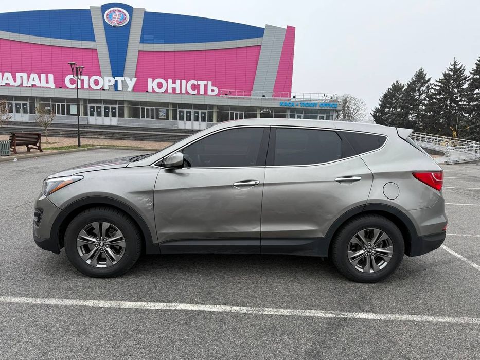 Продам Hyundai Santa Fe 3 (2014)