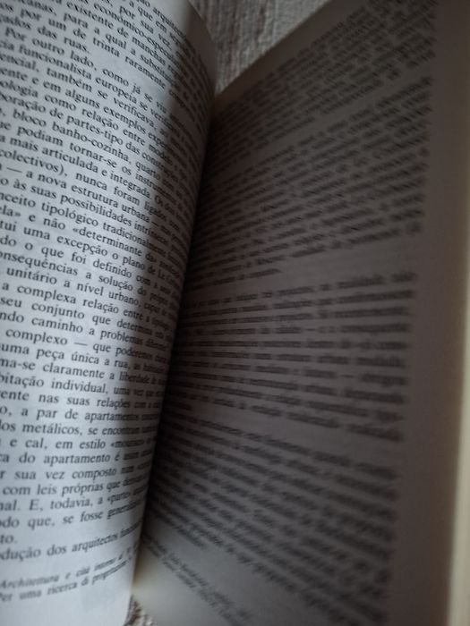 livro de arquitetura O Significado das Cidades