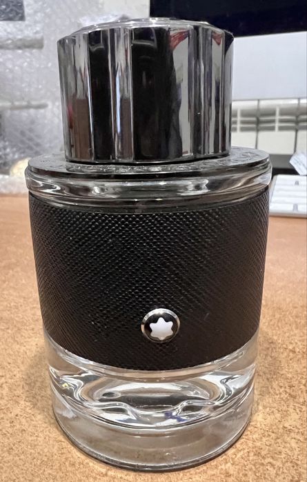 Продам пустые флаконы из под парфюма.