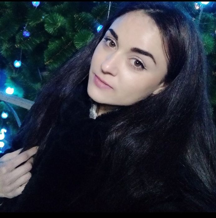 Предоставляю услуги по уборке квартир, домов, дополнительно химчистка.