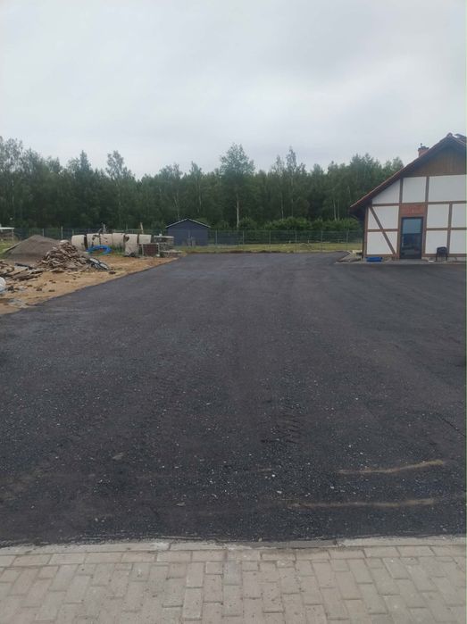 Utwardzanie dróg, placów i parkingów- frez asfaltowy (destrukt)
