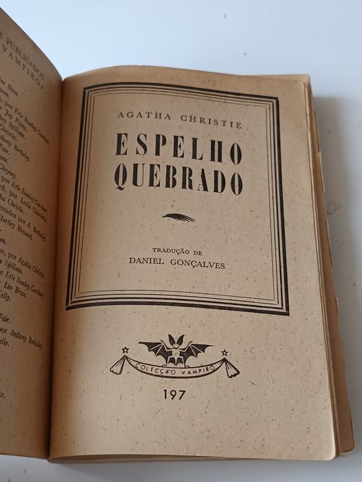 Espelho quebrado